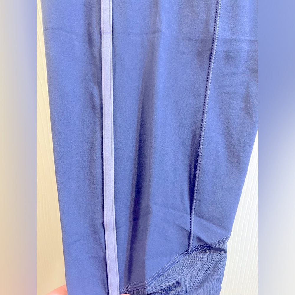 Salutation stash pocket || capri - Picture 7 of 8